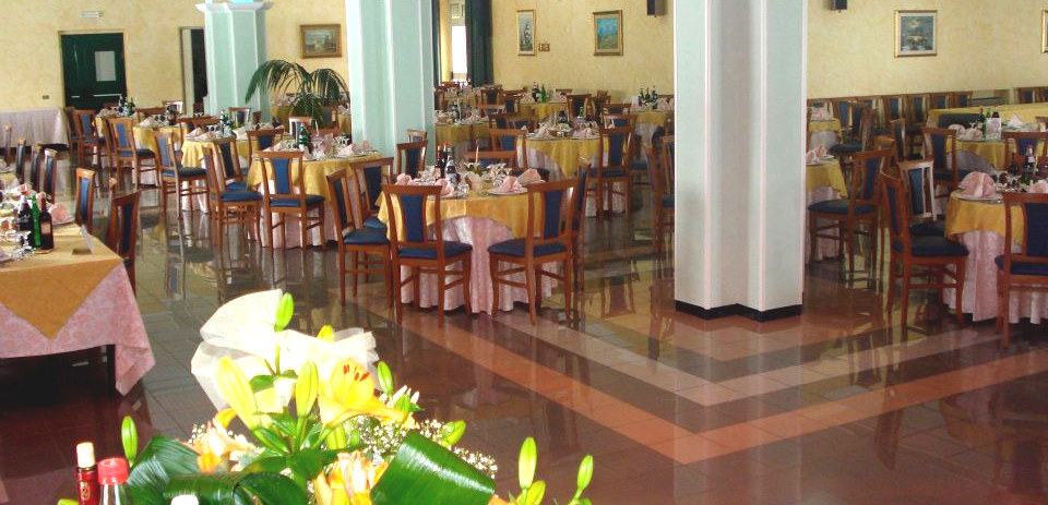 Sala ristorante  Hotel Grandinetti.